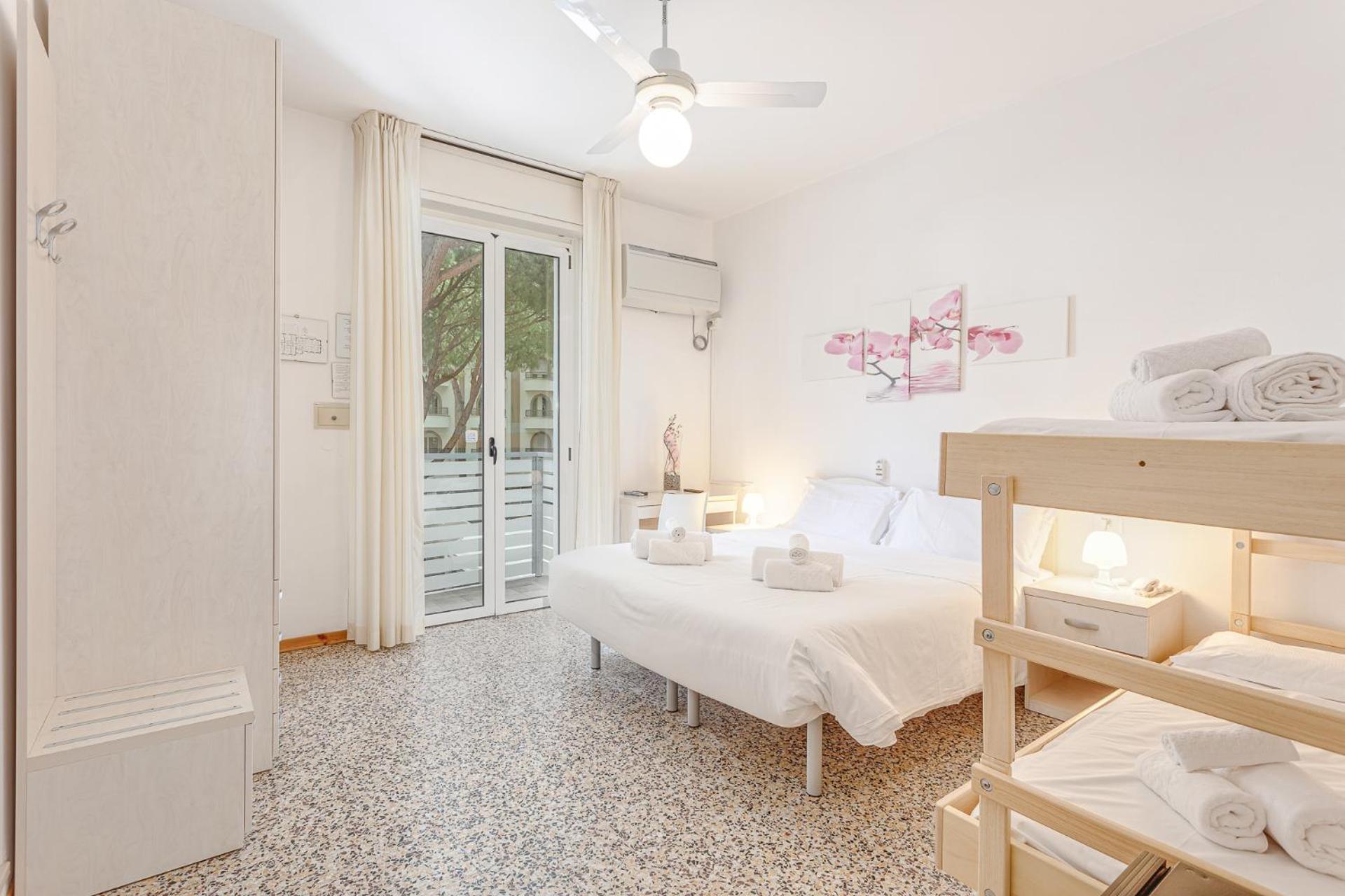 Hotel Cuba Milano Marittima Exteriör bild