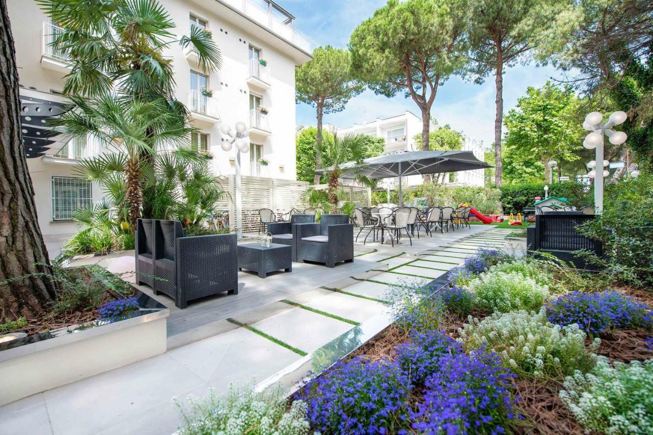 Hotel Cuba Milano Marittima Exteriör bild